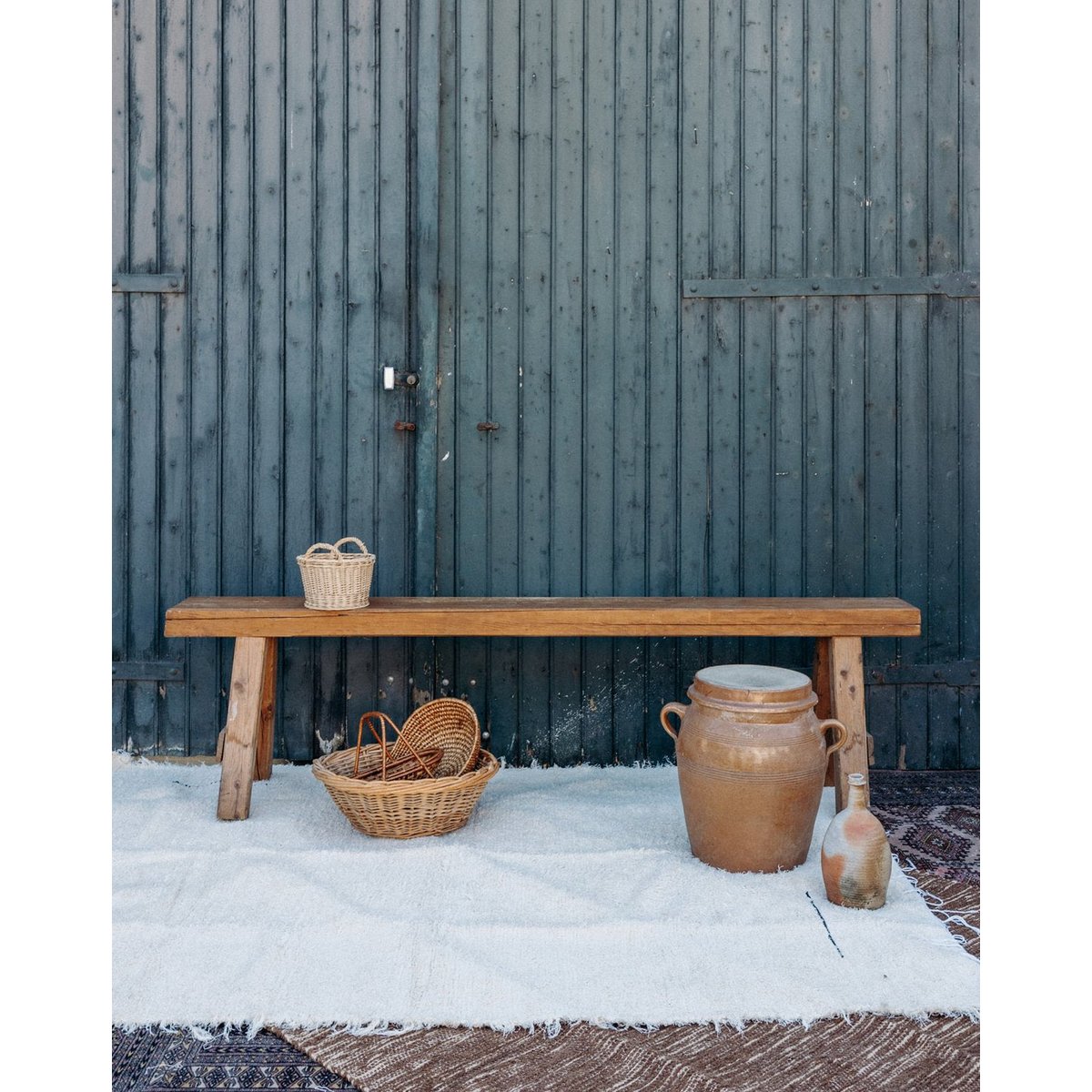 Banc brutaliste en bois Antoine N°146 - Bon état bois, DEBONGOUT