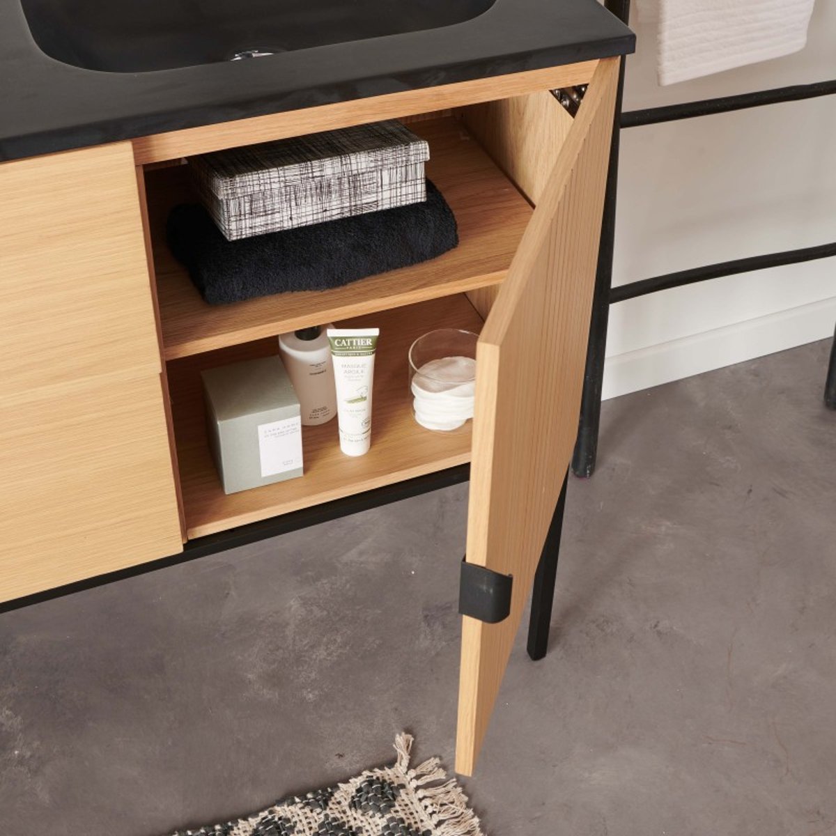 Meuble double vasque sur pieds chêne Studio bois, MOB IN