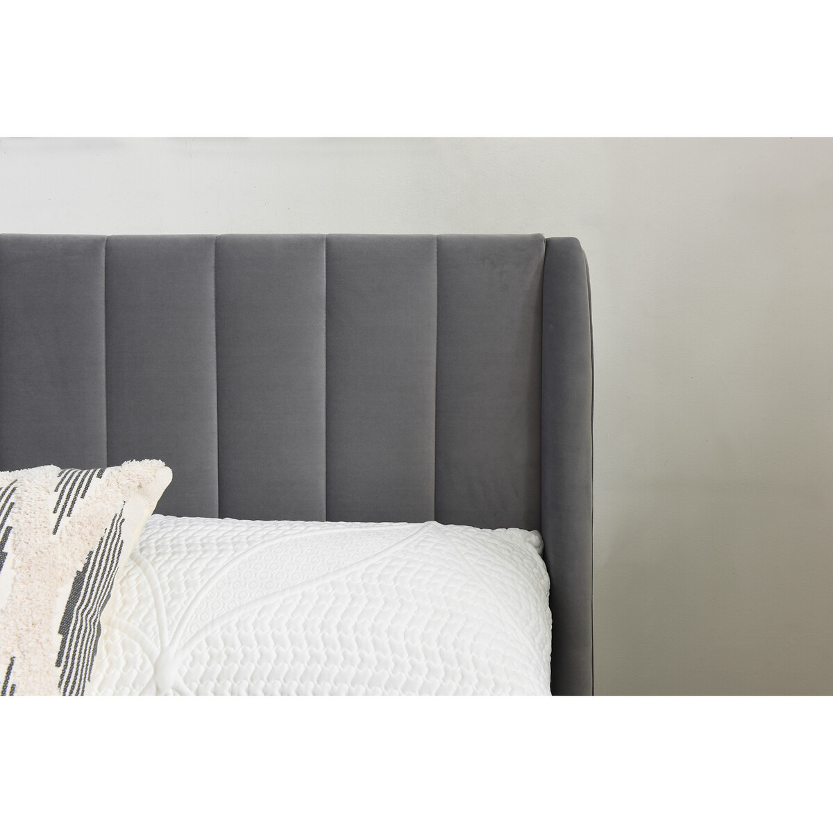Lily Fluted Velvet Bed with Winged Headboard grey, SO'HOME