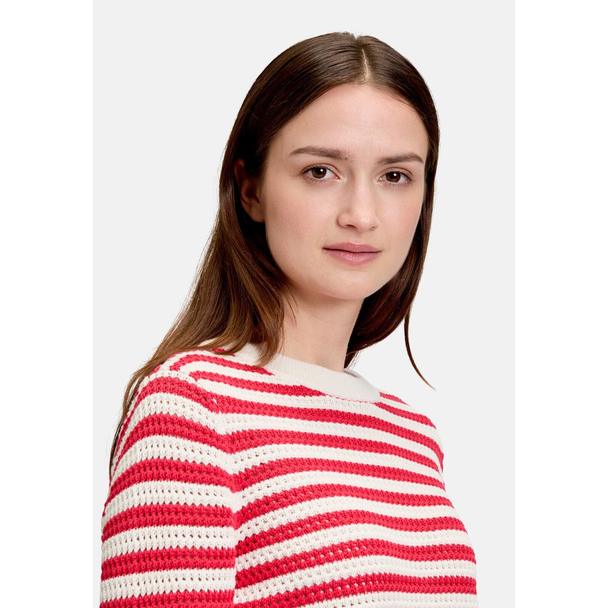 Pull-over en maille avec structure cream/red, BETTY & CO