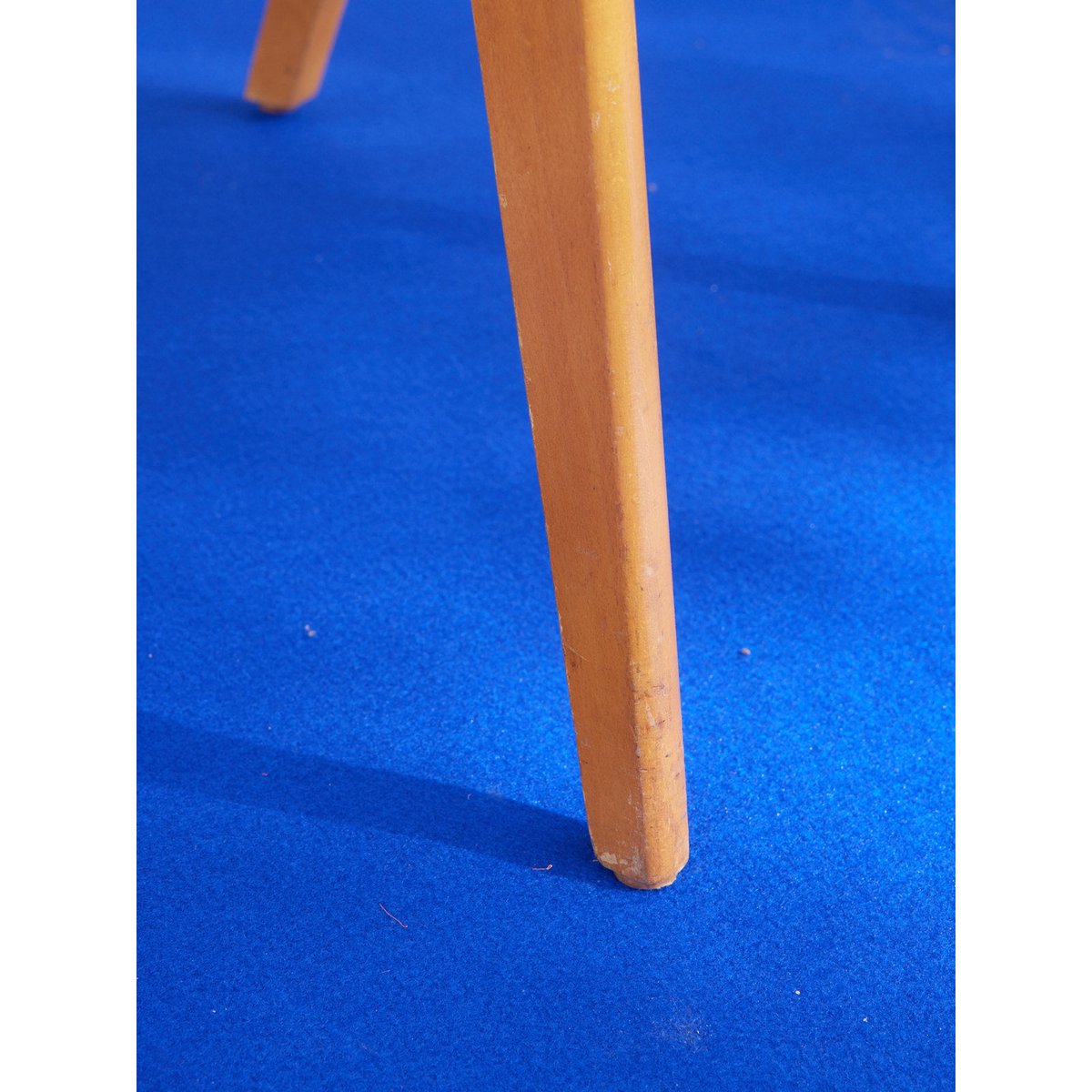Paire de chaise scandinaves Alma N°1612 - Bon état bois clair, DEBONGOUT