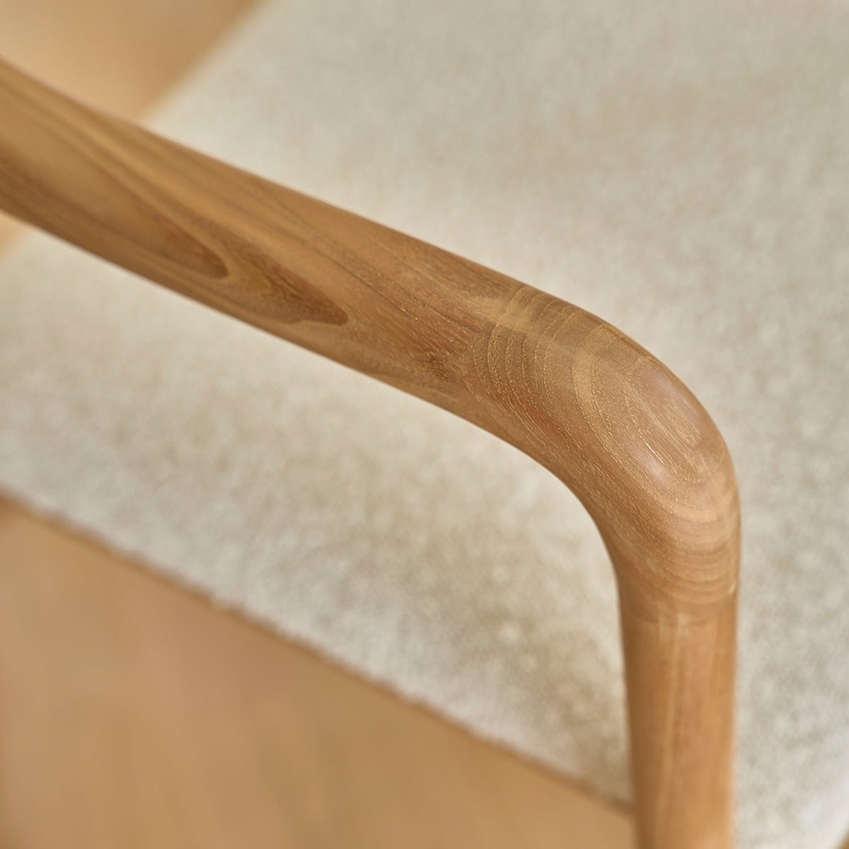 Lot de 2 chaises en teck massif et bouclette AMBRE ecru, BERAH GETAH