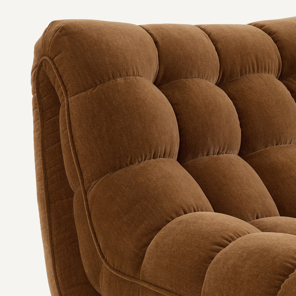 Modulaire gecapitonneerde fauteuil, fluweel, JUD karamel, AM.PM