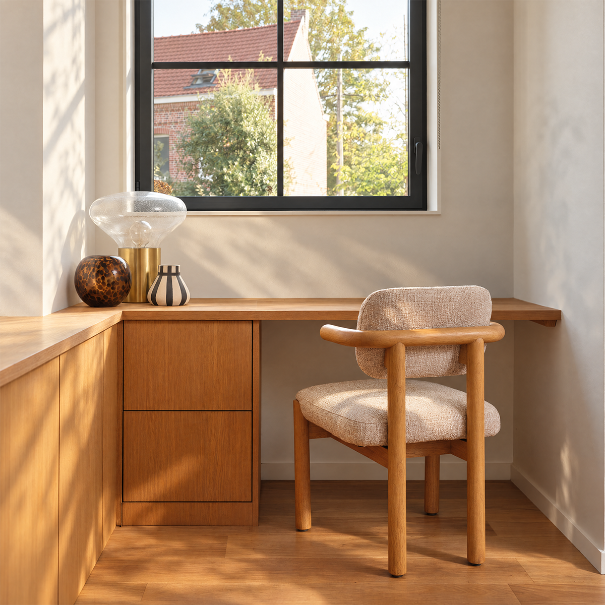 Chaise en mindi massif et tissu texturé NEO couleur unique, BERAH GETAH
