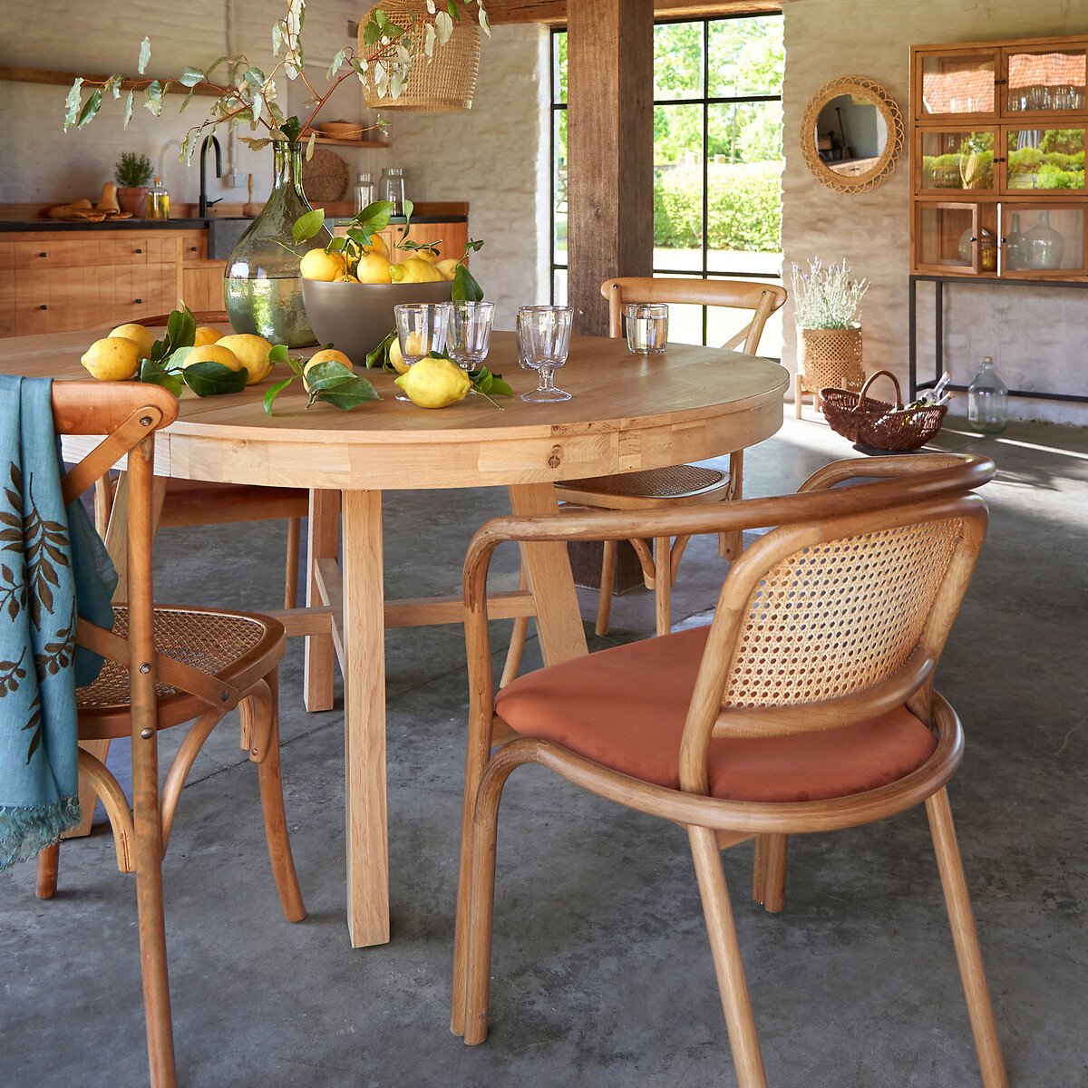 Table à manger, extensible, ronde, 4 à 8 couverts, ZEBARN chêne, LA REDOUTE INTERIEURS