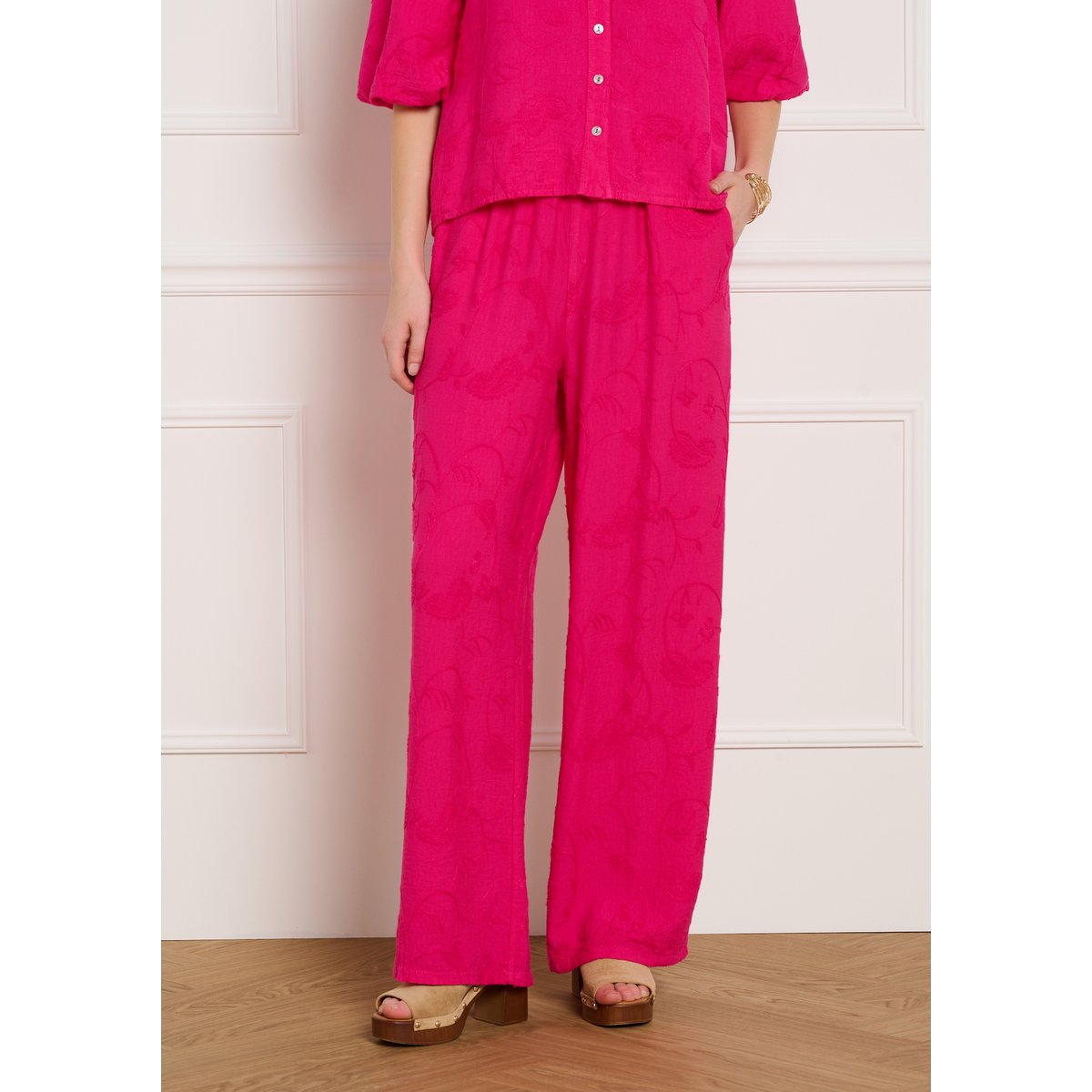 Pantalon brodé fluide fuchsia, LOLALIZA