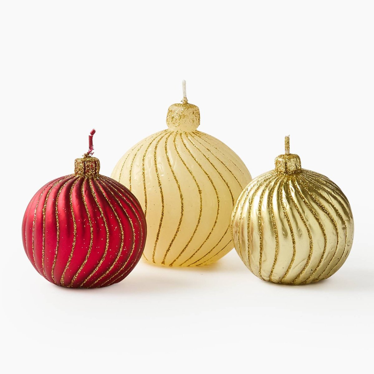 Bougie ronde striée, D6cm, en cire rouge, MONOPRIX