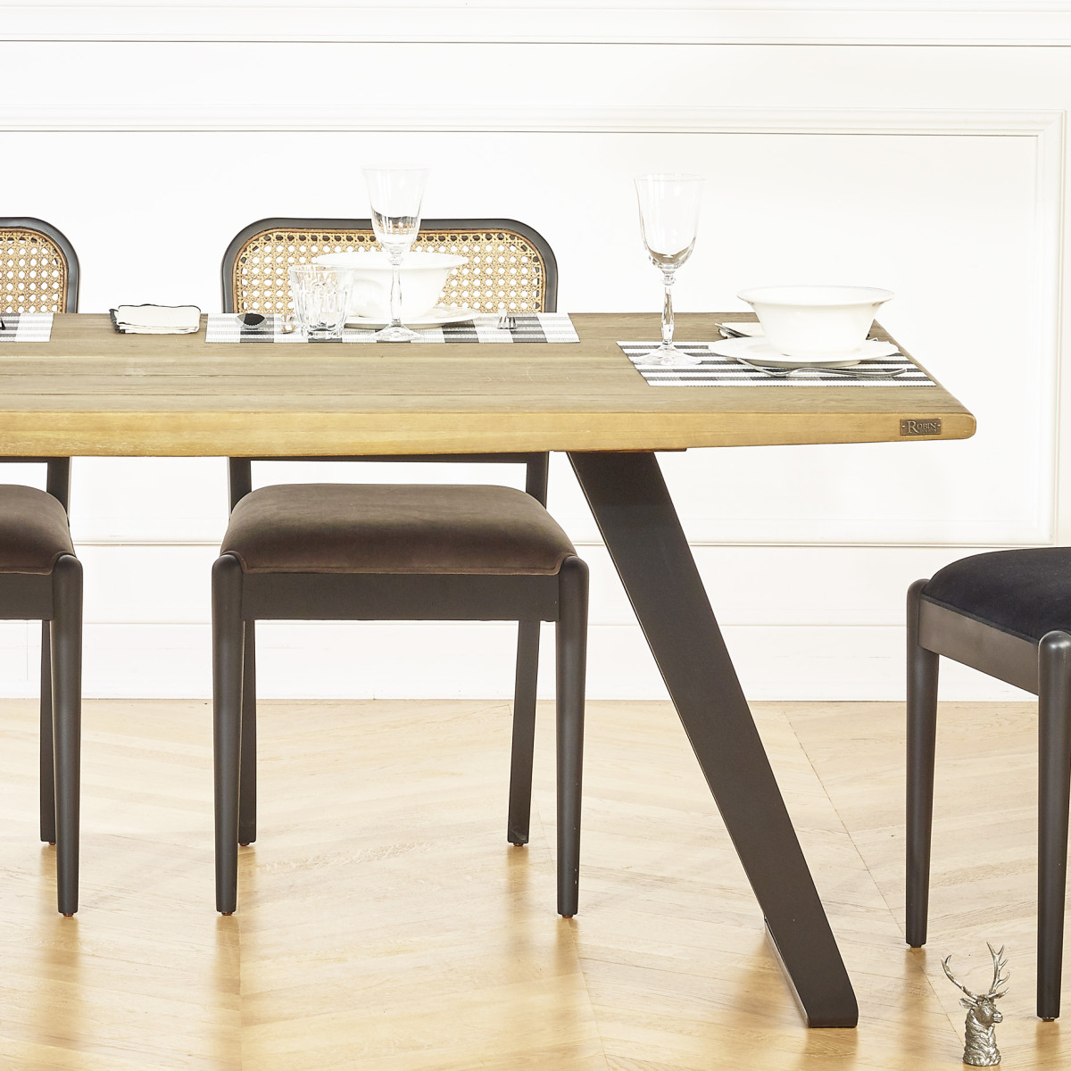 Table rectangulaire en chêne et métal, 8 couverts HECTOR noire, ROBIN DES BOIS
