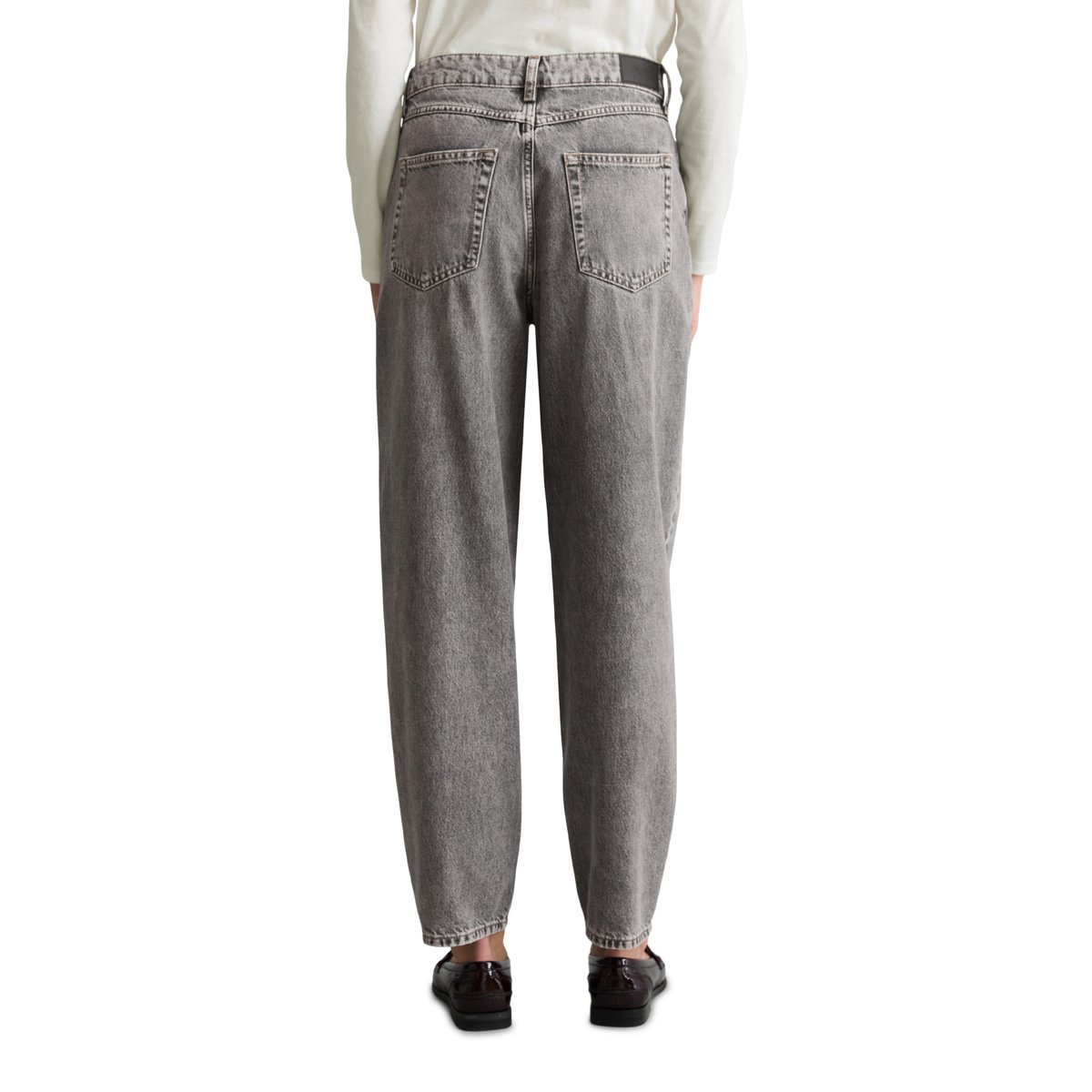 Jeans modèle Stine, coupe  barrel  et longueur raccourcie en pur coton gris, MARC O’POLO DENIM