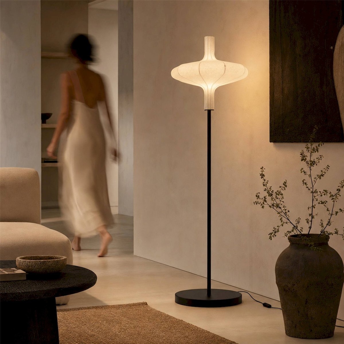 Lampadaire en papier fait main naturel et noir, RECOLLECTION