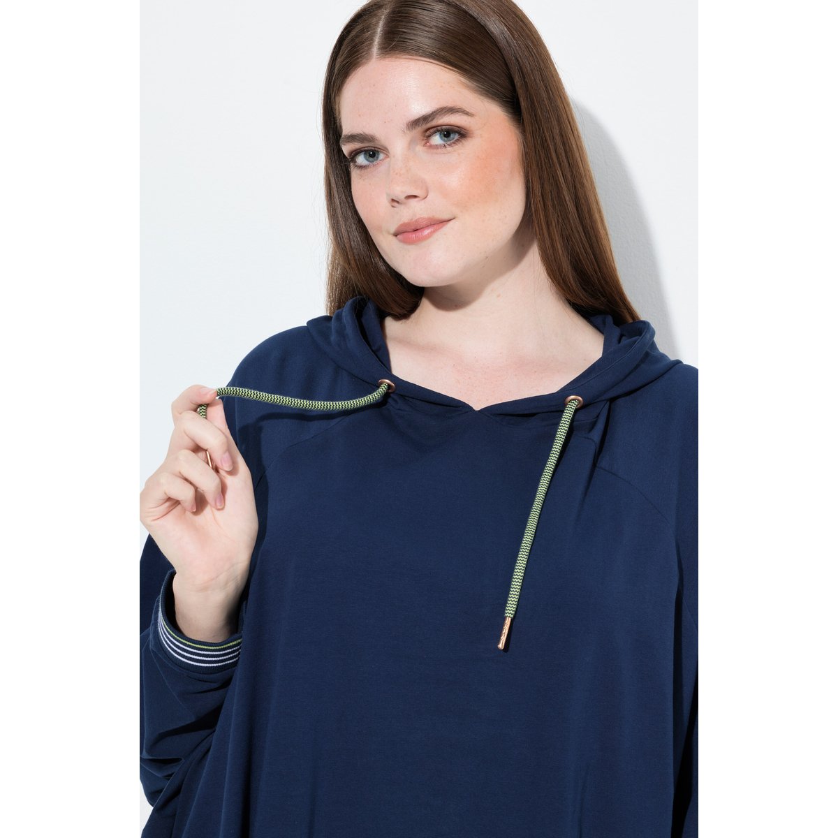 Poncho d'intérieur oversize bleu nuit, ULLA POPKEN