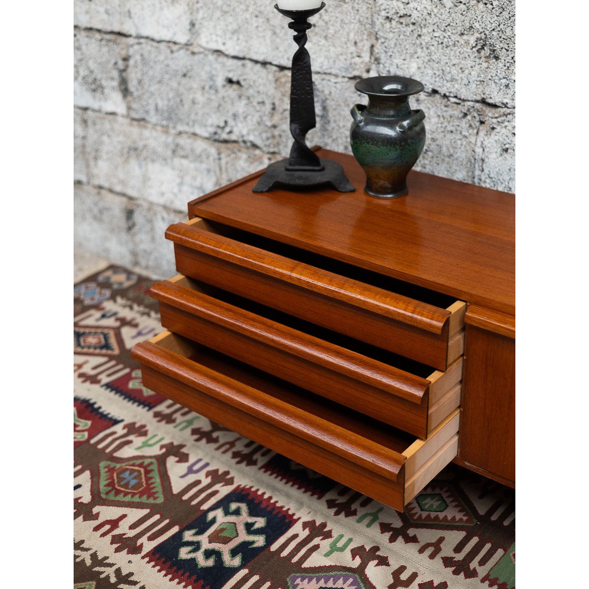 Enfilade scandinave en teck Margaret N°488 - Bon état bois foncé, DEBONGOUT