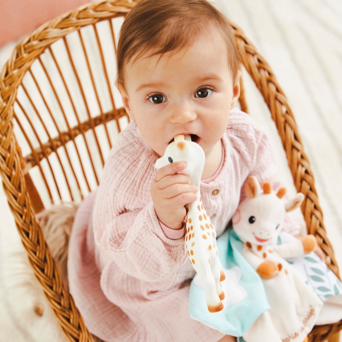 Coffret Sophie la girafe et son doudou bleu, marron, blanc, SOPHIE LA GIRAFE