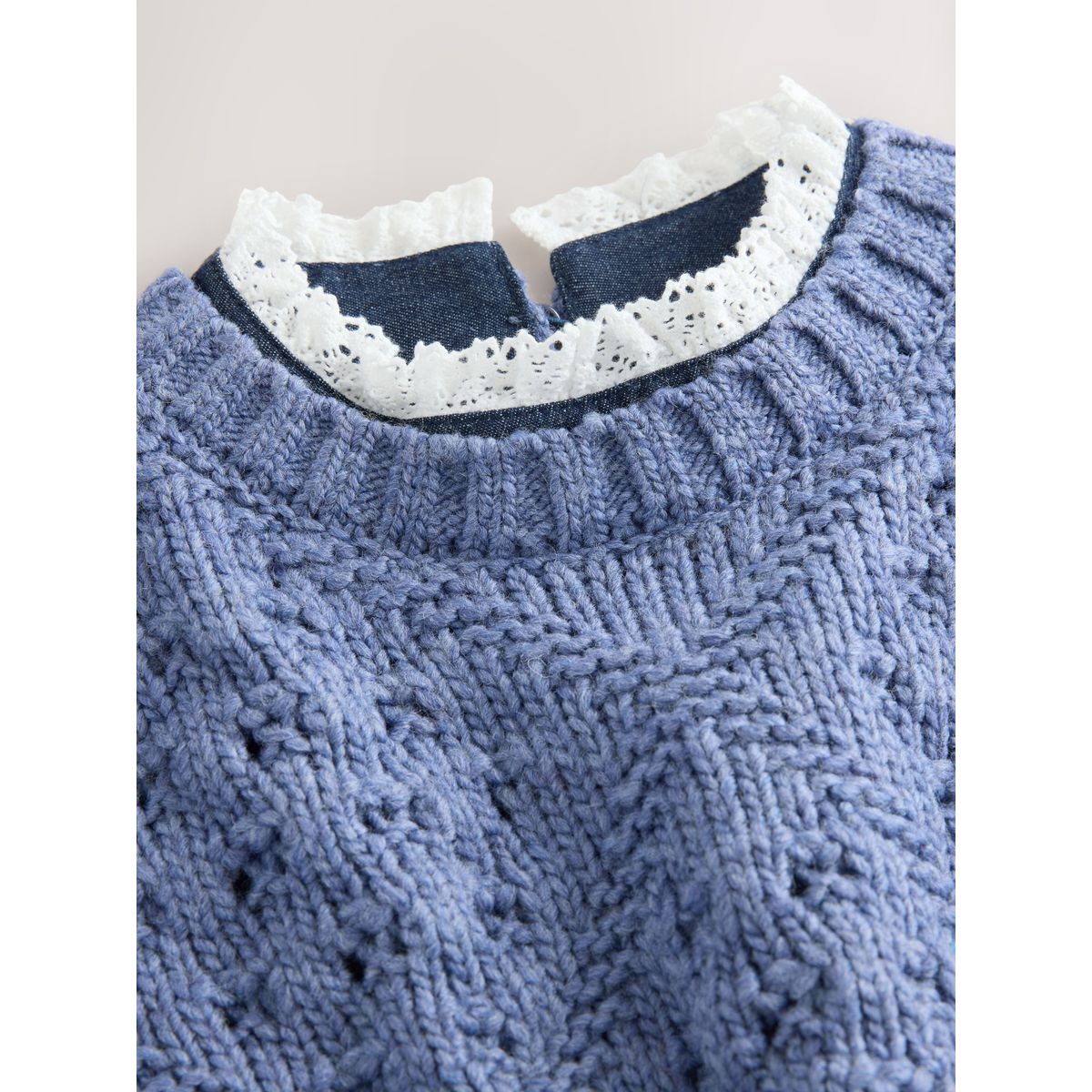 Pull avec col à volants, surpiqûres et laine chambray bleu, NEXT