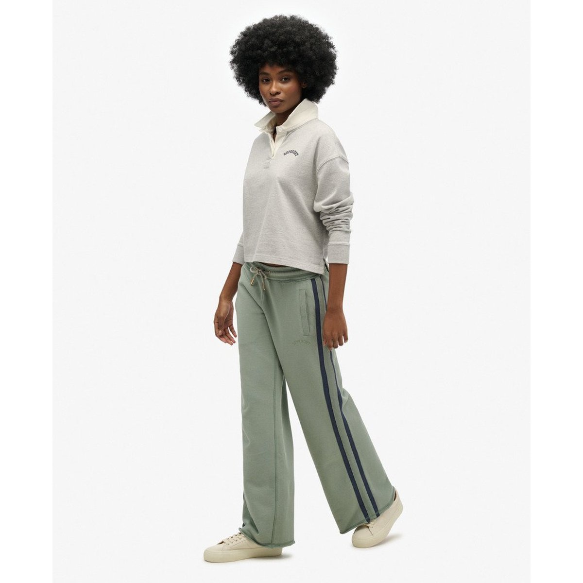 Pantalon de survêtement droit à logo Athletic Essentials vert lily pad, SUPERDRY