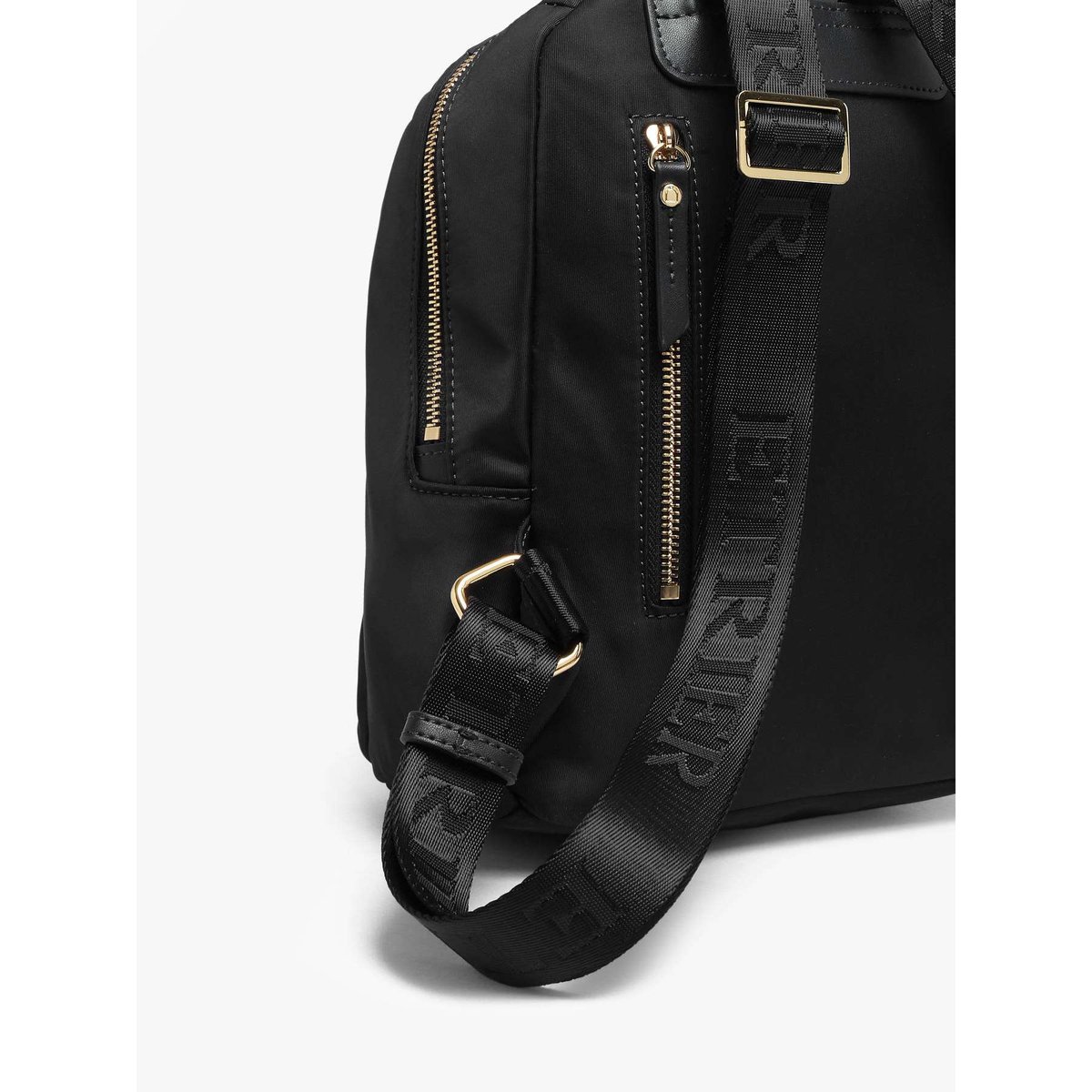Sac à dos noir, ETRIER