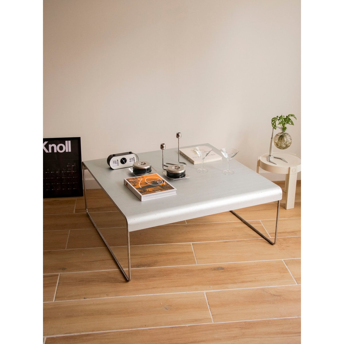 Grande table basse en inox Donna N°1520 - Bon état métal, DEBONGOUT