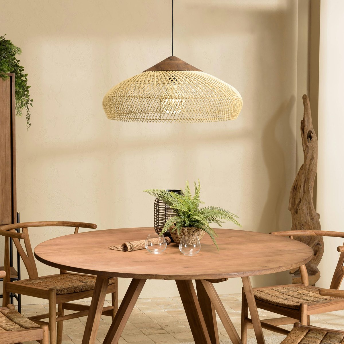 Suspension ronde 65cm en rotin et teck FOLELLI ecru, PIER IMPORT