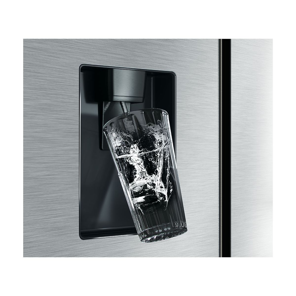 Réfrigérateur multi portes RF632N4WIE couleur unique, HISENSE
