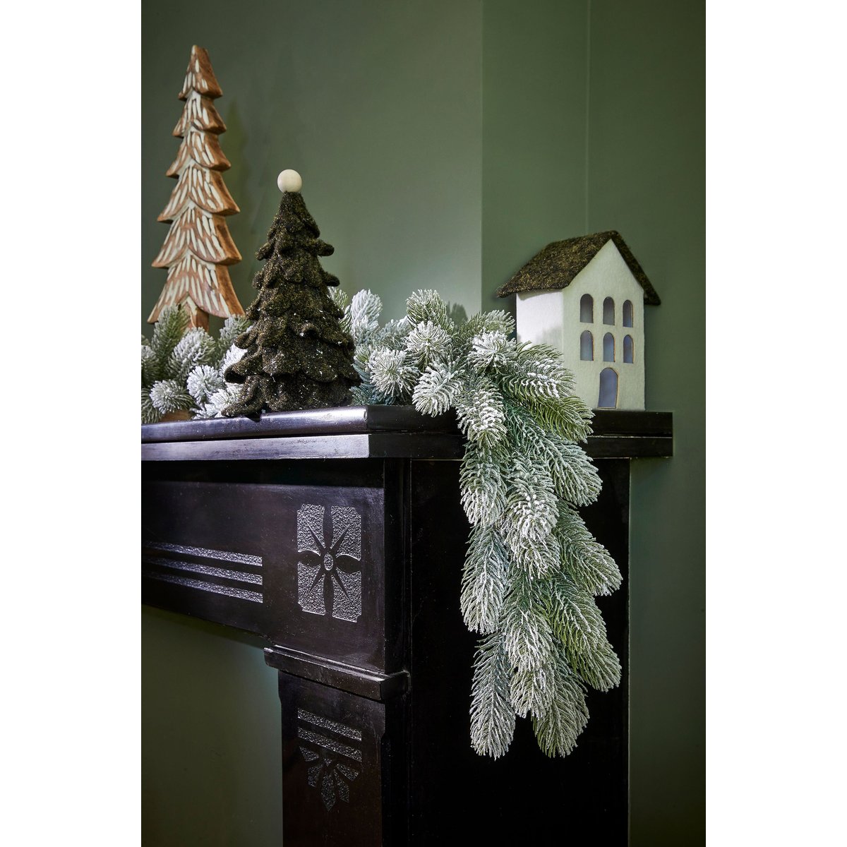 Guirlande de Noël enneigée L180 cm NAGOYA vert, BLACK BOX TREES