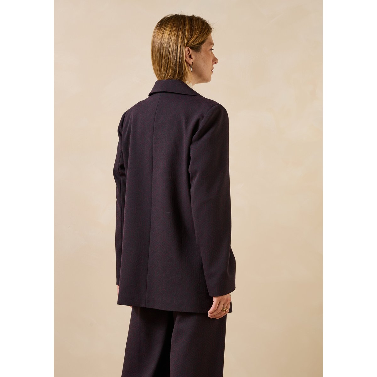 Veste de tailleur en jacquard aubergine/encre, LA FEE MARABOUTEE