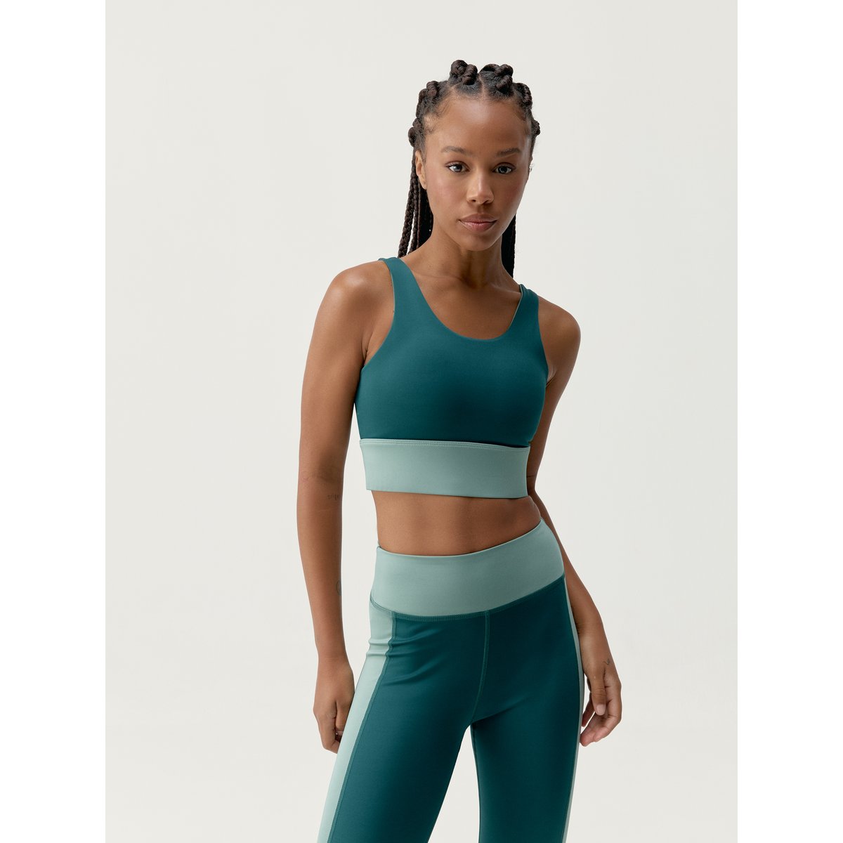 Brassière de Sport Performance Fixation Moyenne MAIKO vert forêt, BORN