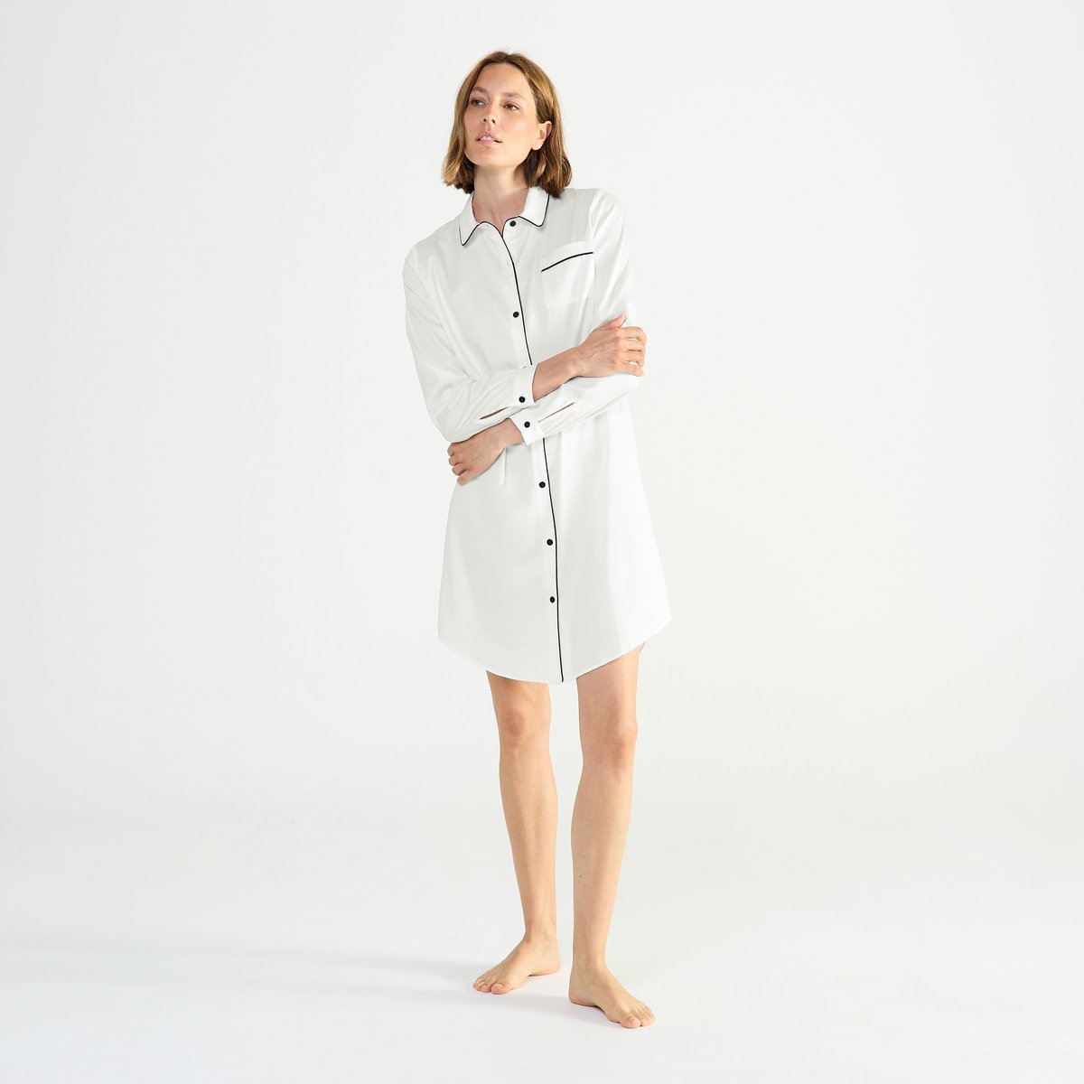 Chemise de nuit col classique en satin ESSENTIEL UNI ecru, LAURENCE TAVERNIER