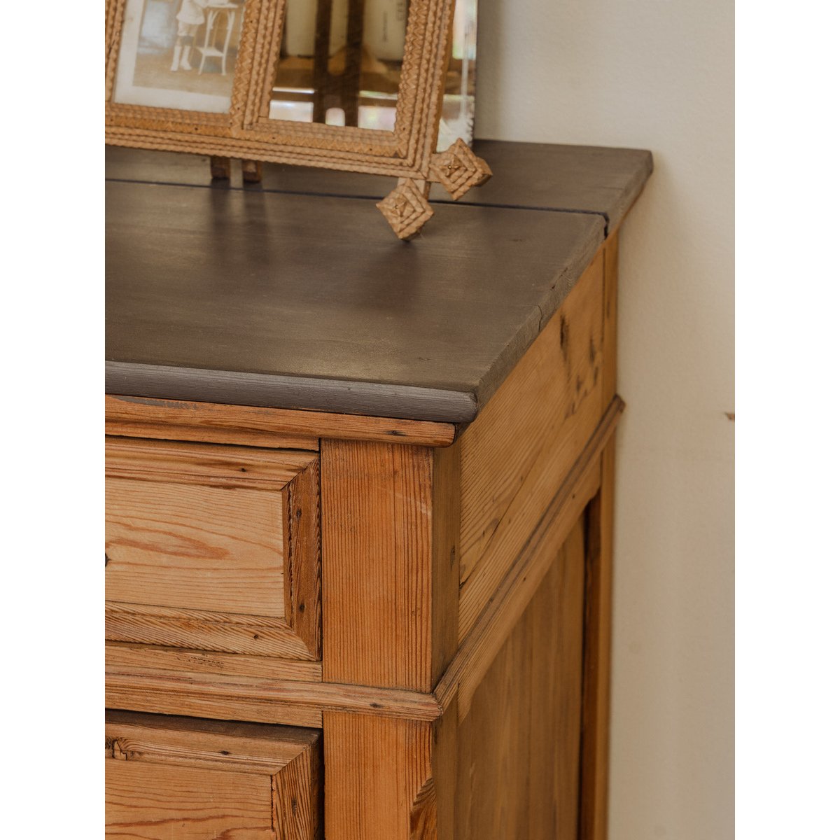 Commode en bois Garance N°641 - Bon état bois foncé, DEBONGOUT
