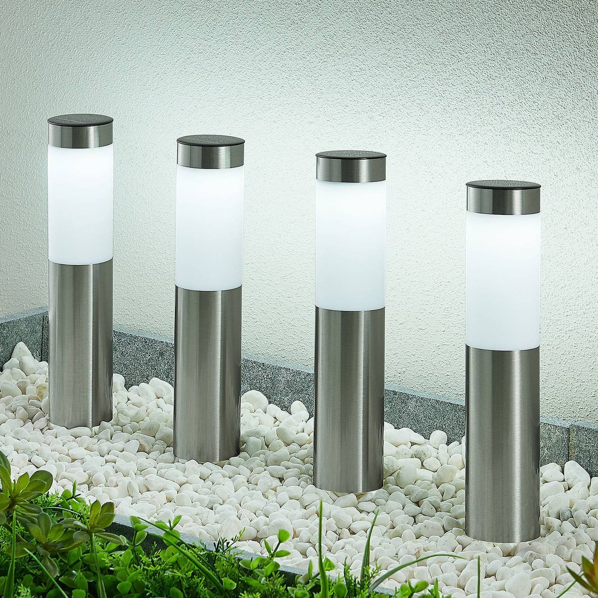 Lampe solaire en inox moderneLED, Sirita argent, blanc opalin, LINDBY