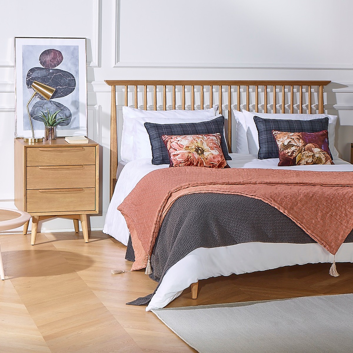 Lit 140x200 style vintage en hévéa EDWARD beige, ROBIN DES BOIS