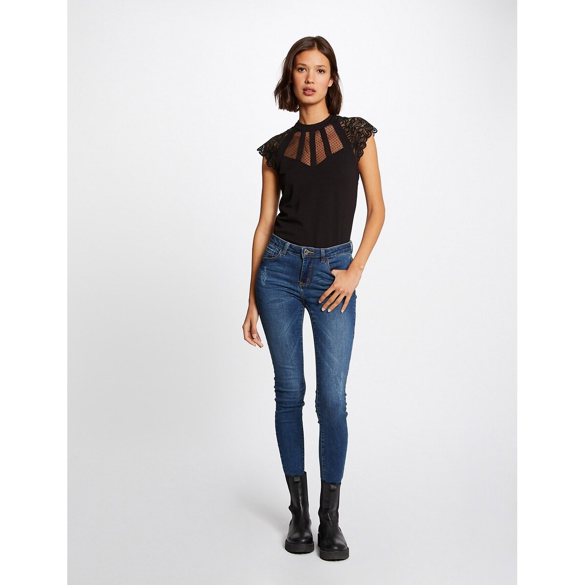 T-shirt a maniche corte con pizzo nero , MORGAN