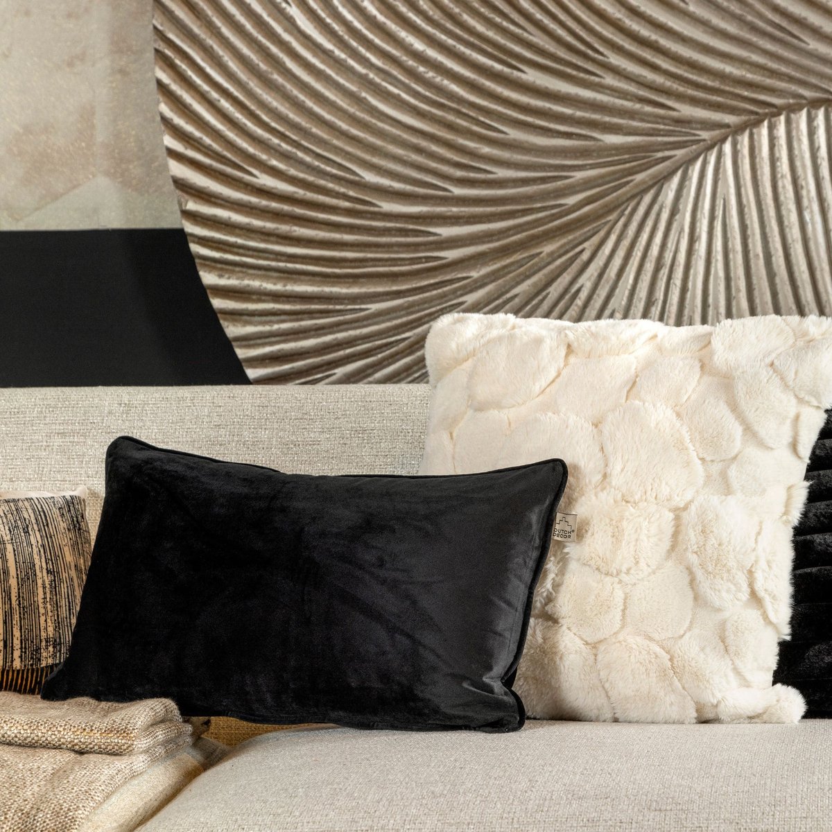 Housse de coussin Pom blanc cassé, DUTCH DECOR