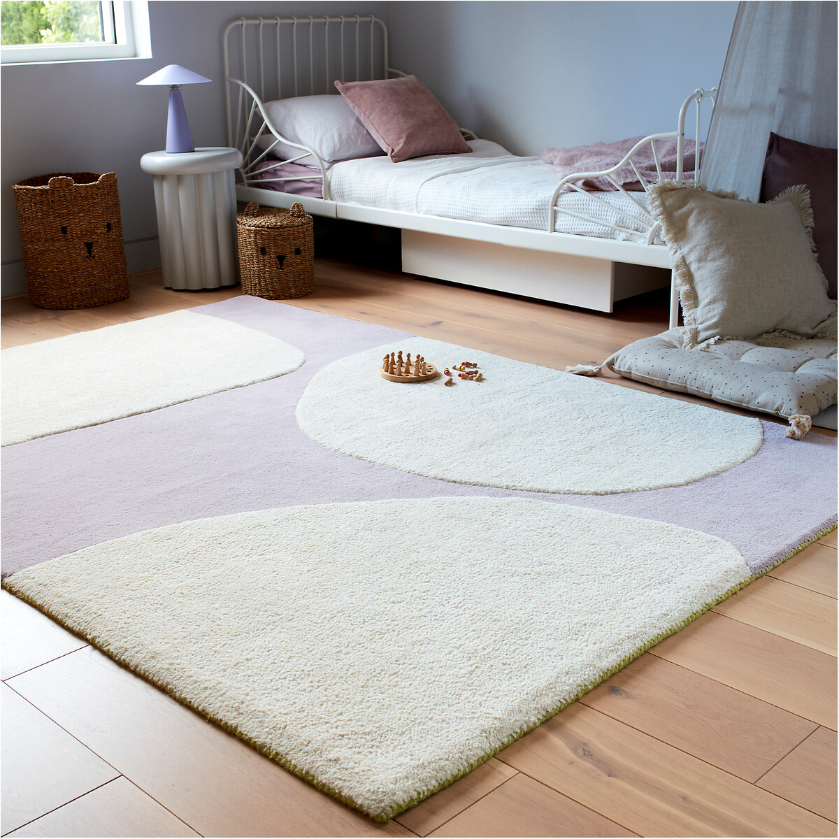 Abstract Pebble Pattern Rug in 100% Wool purple, ÉDITÉ