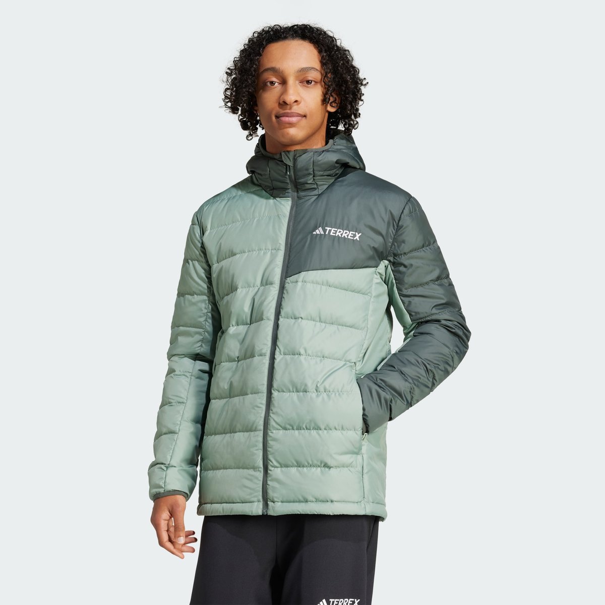 Doudoune à capuche légère Terrex Multi silver green / legend ivy, adidas Performance