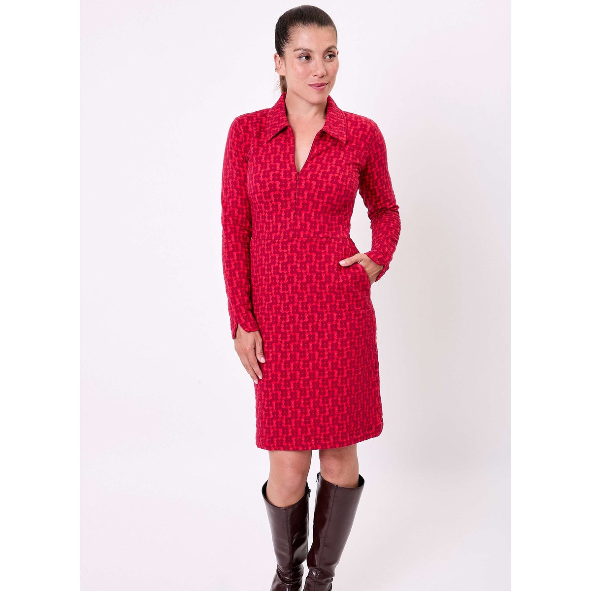 Robe maille jaquard recyclée col zippé CLELIE rouge lucky, PRINCESSE NOMADE