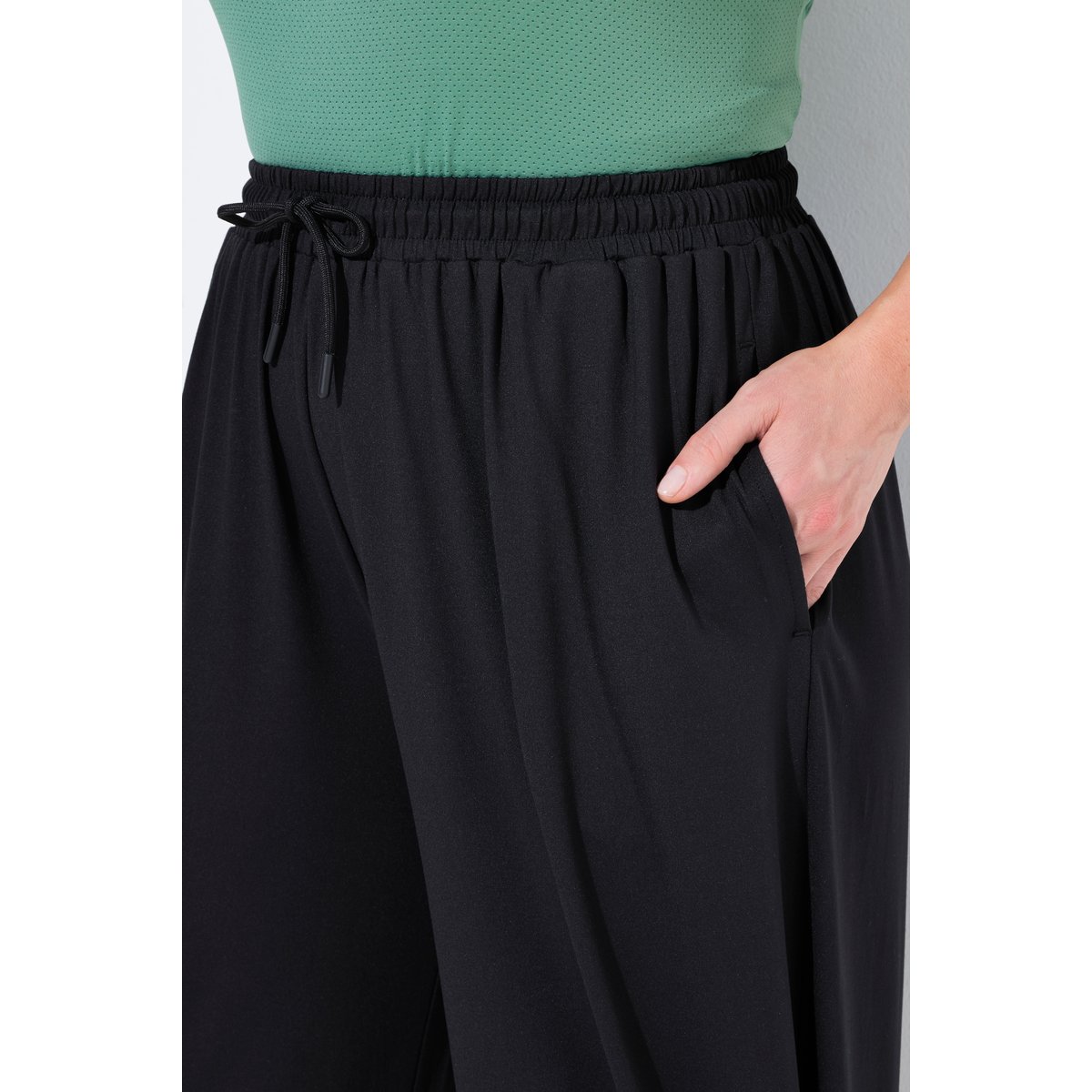 Pantalon de jogging technique. noir, ULLA POPKEN