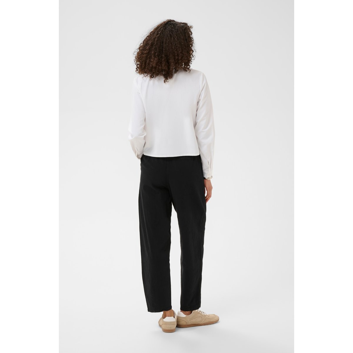 Pantalon casual noir, KAFFE