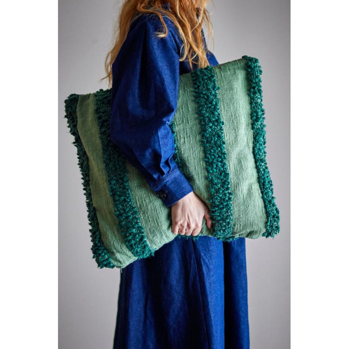Grand coussin tufté coton CORY vert, BLOOMINGVILLE