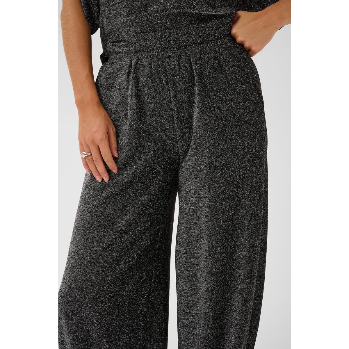 Pantalon en jersey argent noir silver black glitter, KAFFE