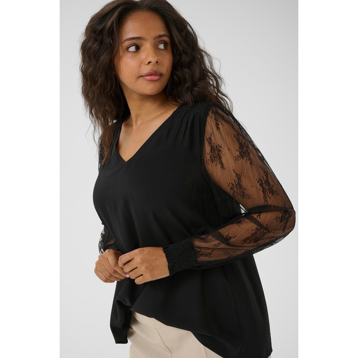 Blouse à manches longues noir black, KAFFE CURVE