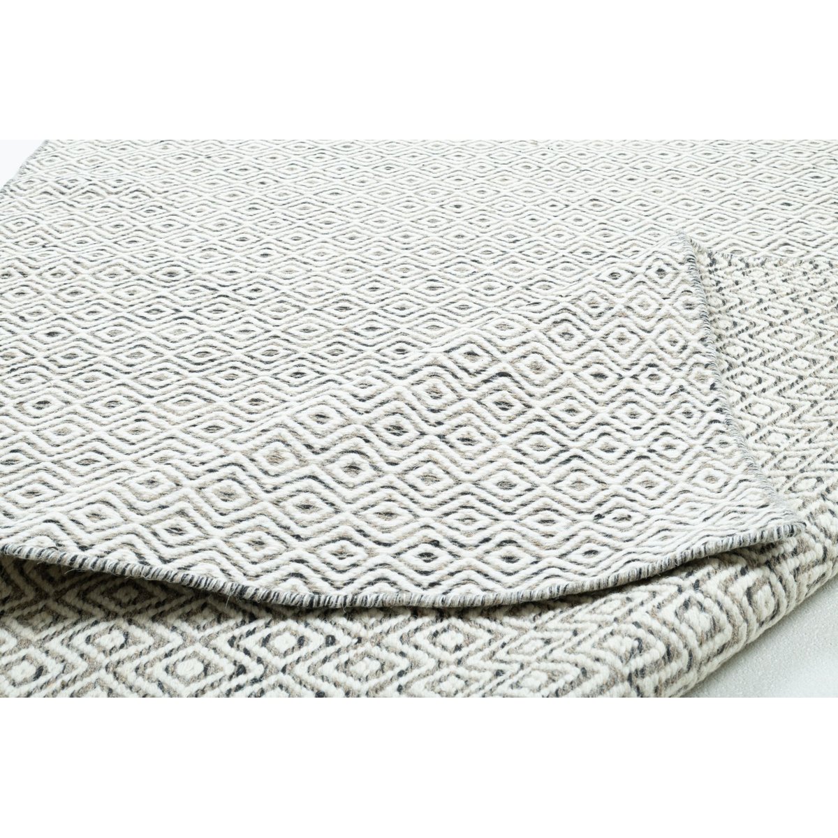 Tapis tissé main style scandinave - TRONDHEIM naturel gris, THEKO