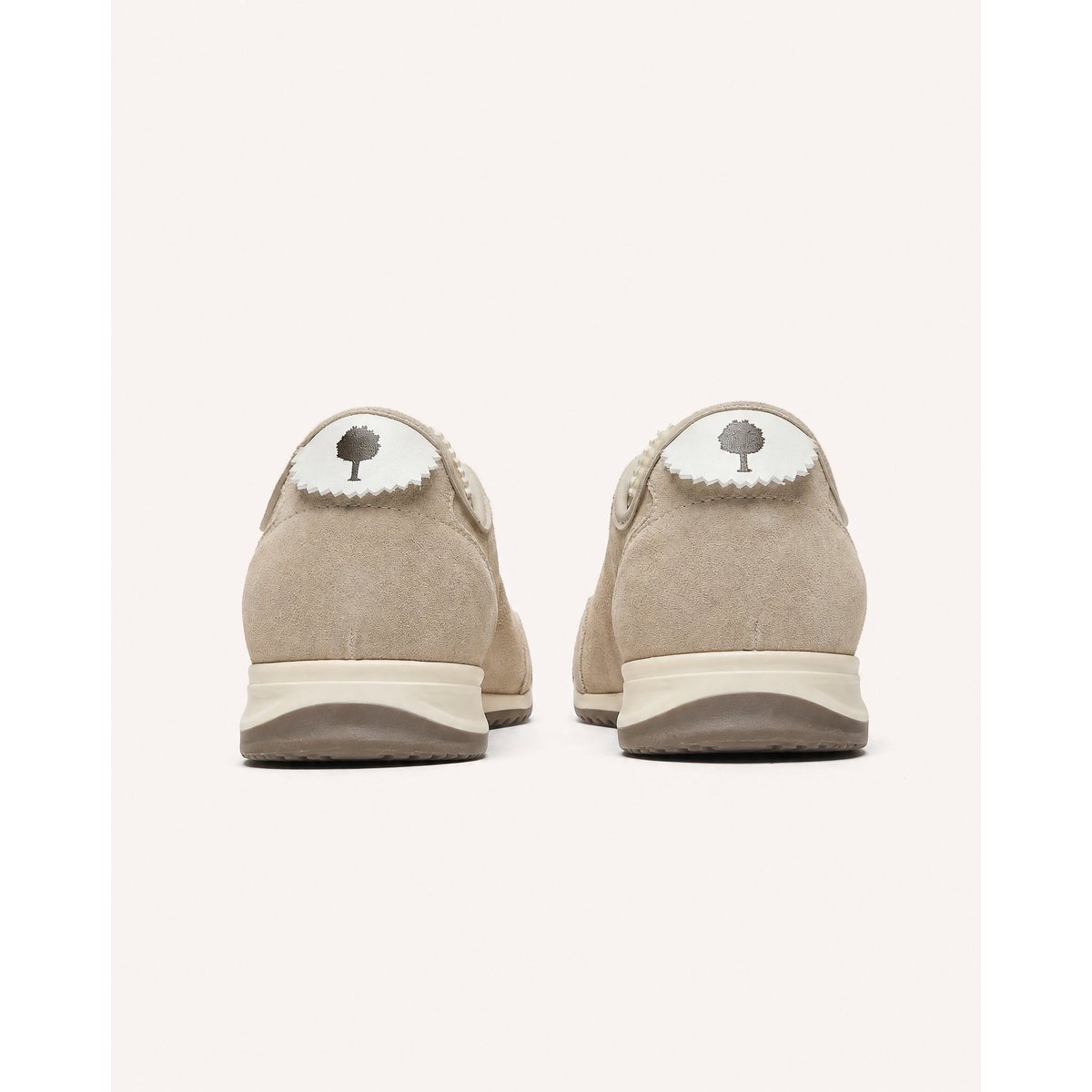 Baskets basses en cuir suédé beige, FAGUO