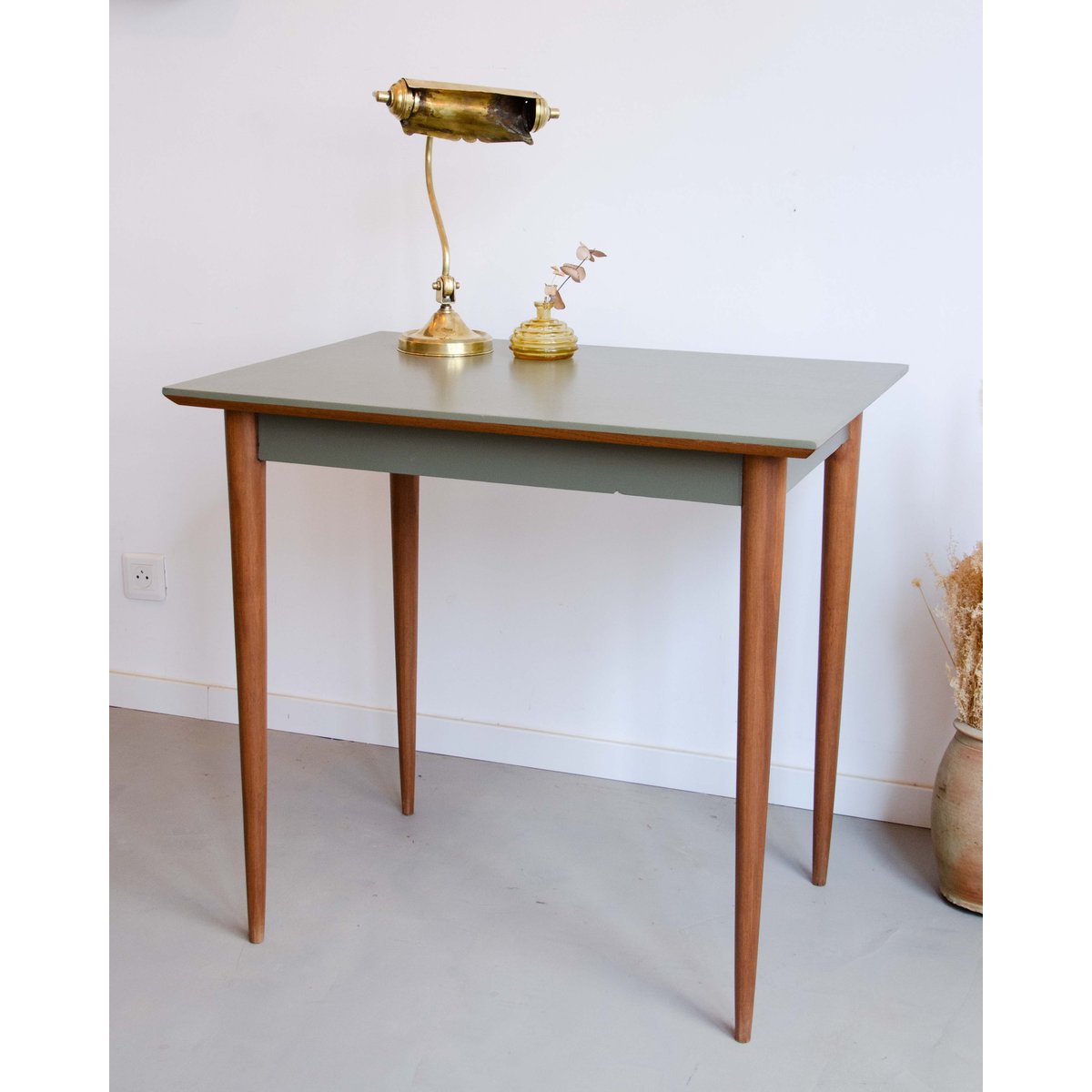 Bureau en hêtre Edouard N°730 - Bon état bois foncé, DEBONGOUT
