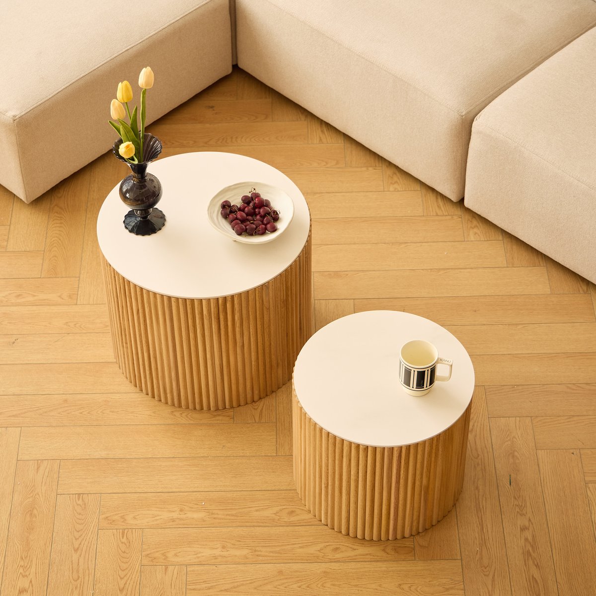 Lot de 2 tables basses avec rangement, rondes, bois, YATOMI bois naturel, NORDLYS