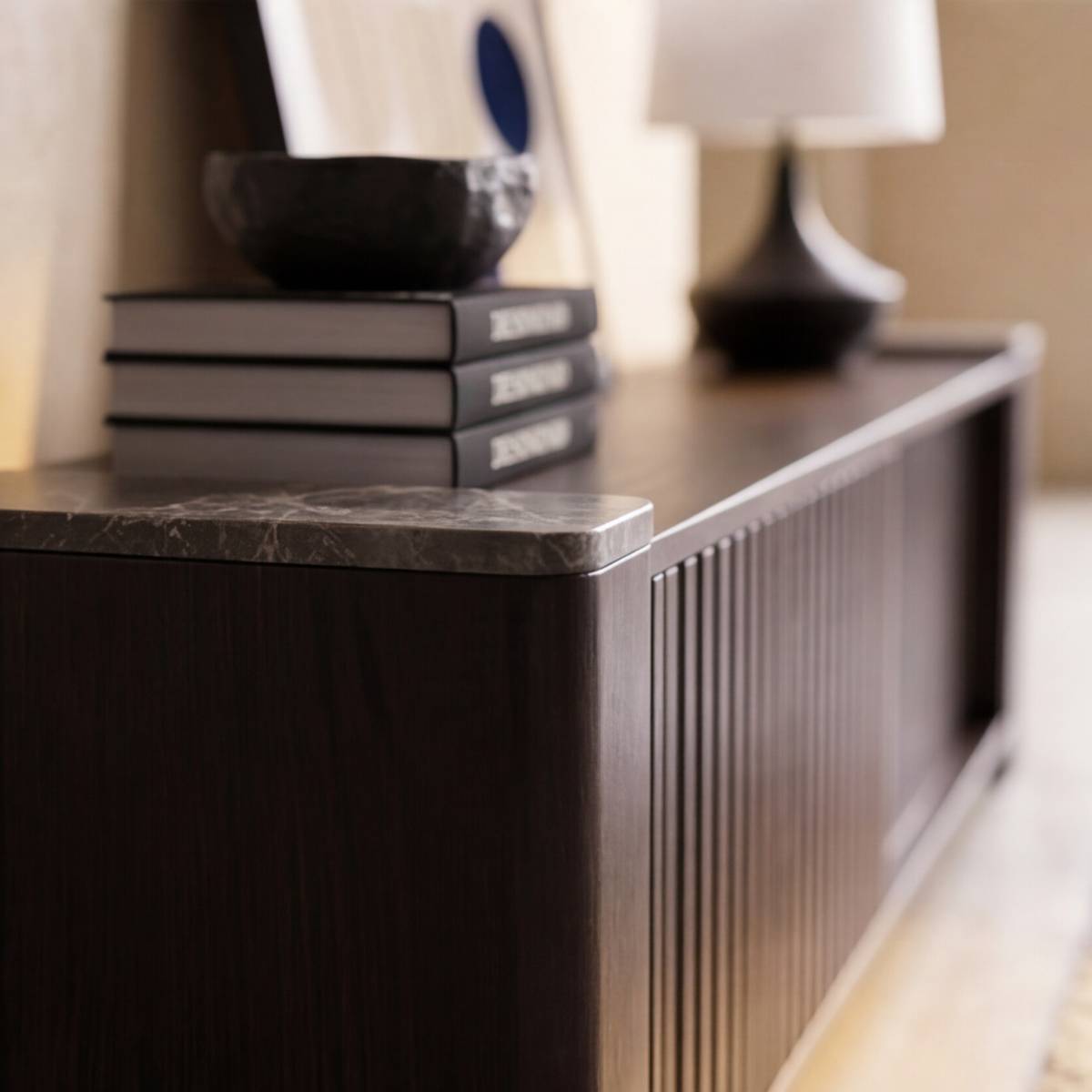 Meuble TV manguier et marbre TOBIAS bois foncé, MADE IN MEUBLES