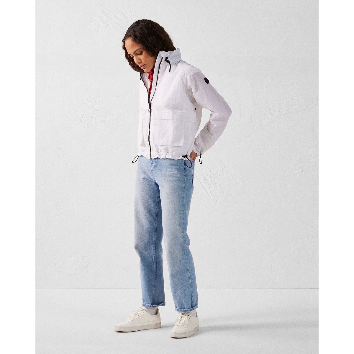 Edge Zipped Windbreaker white, JOTT