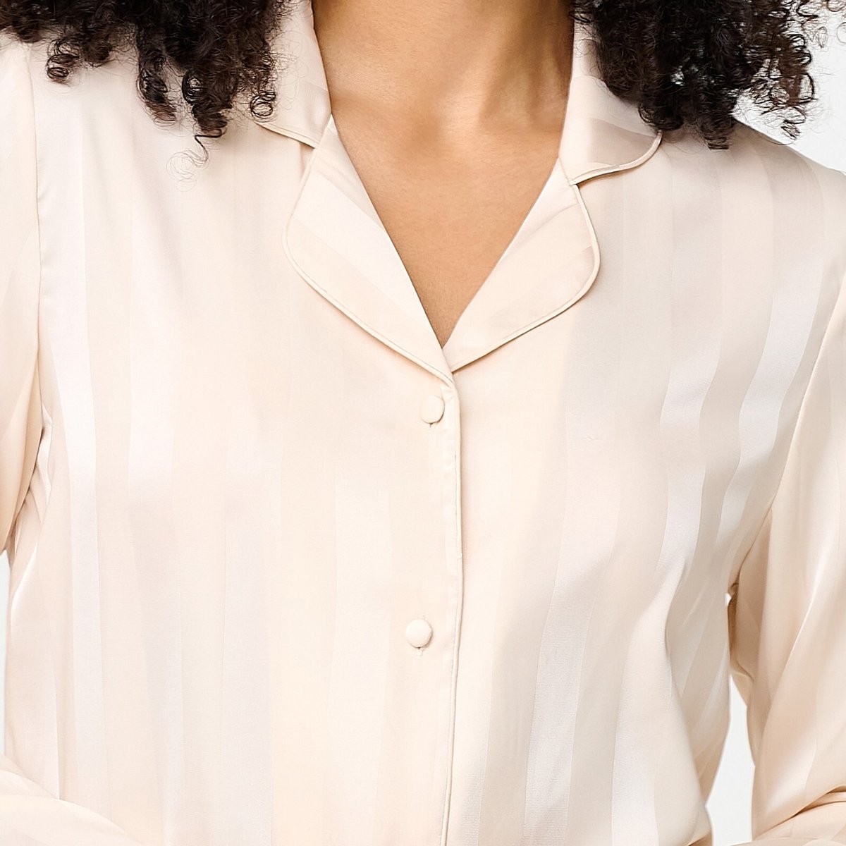 Robe courte ivoire, LINGADORE