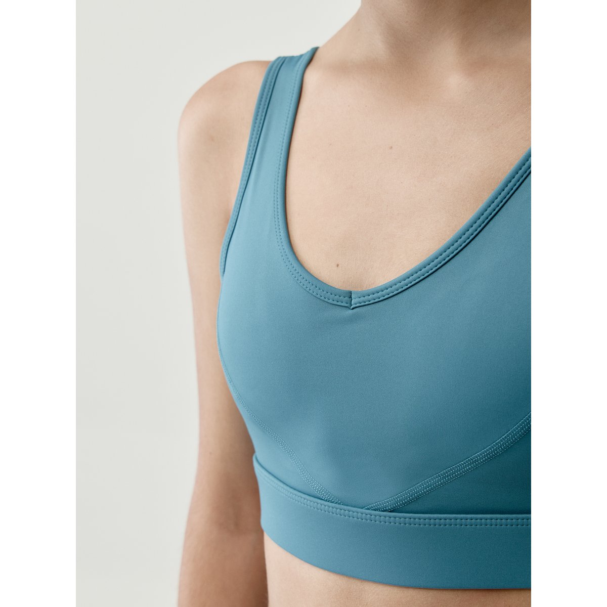 Brassière de Sport Performance Fixation Moyenne DEVI bleu cobalt, BORN