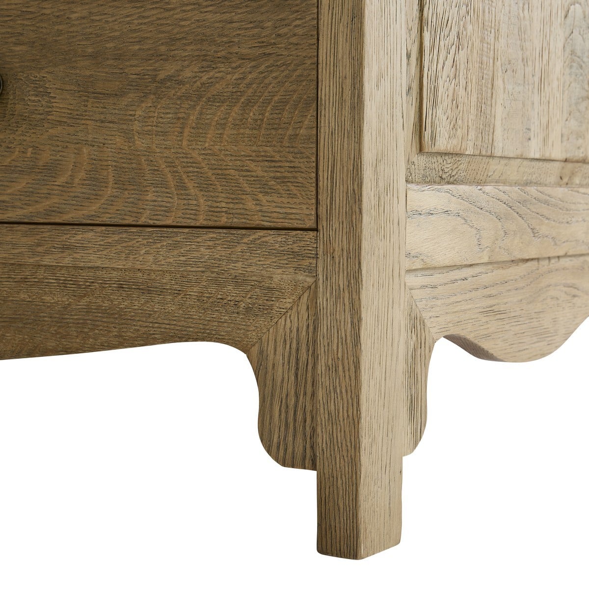 Commode en chêne massif SAUMUR bois foncé, SIGNATURE