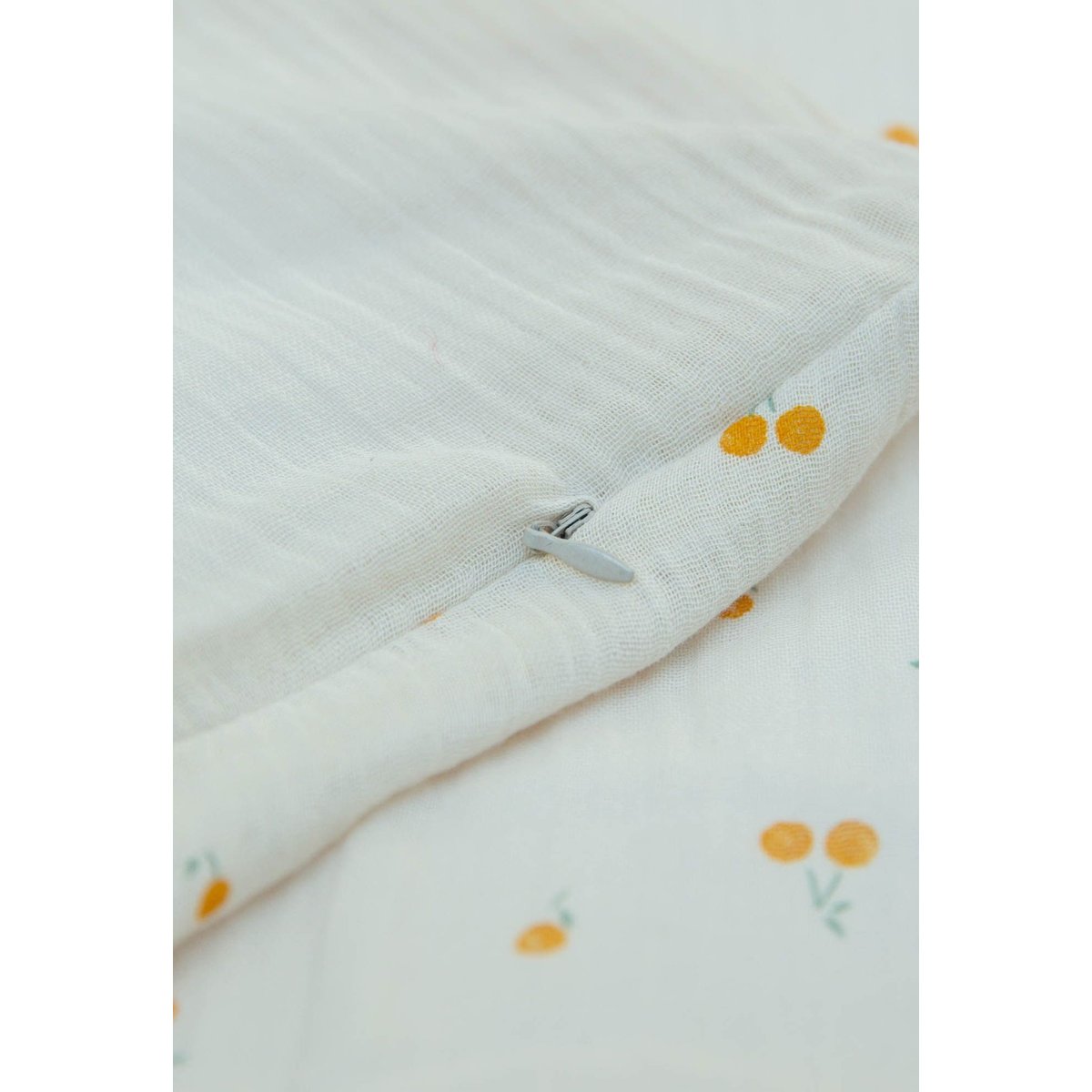 Parure de lit en gaze de coton, BLOSSOM jaune blossom safran, GABRIELLE PARIS